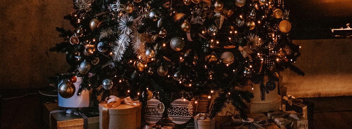 Kerstboom versieren: 4x sfeervolle inspiratie voor dit jaar