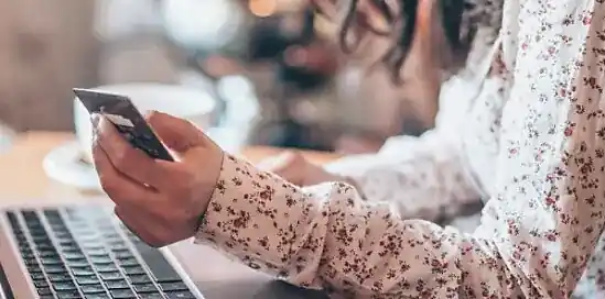 Ruim 80% heeft tijdens corona meer vertrouwen gekregen in online woonshops