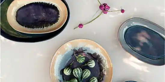 Gedekte tafel voor een zomers diner? Zo doe je dat!