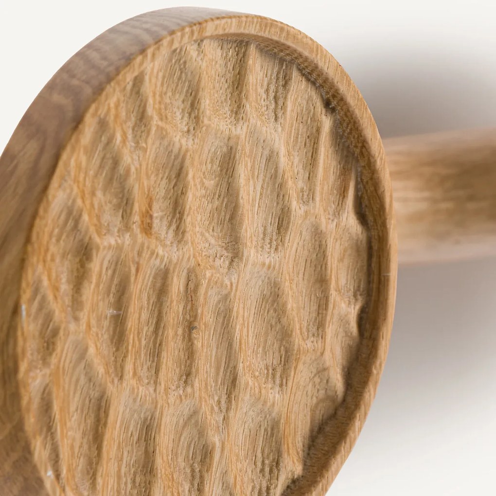 Eiken kapstok, Hango