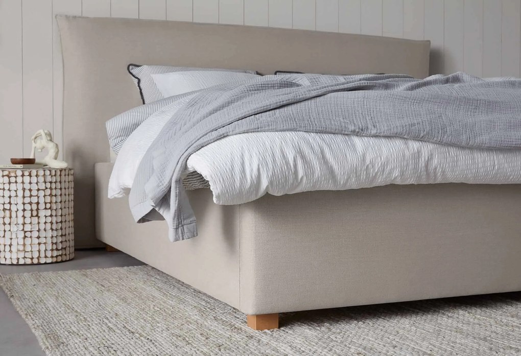 Gestoffeerd Bedframe Capella Celia – Bij Swiss Sense