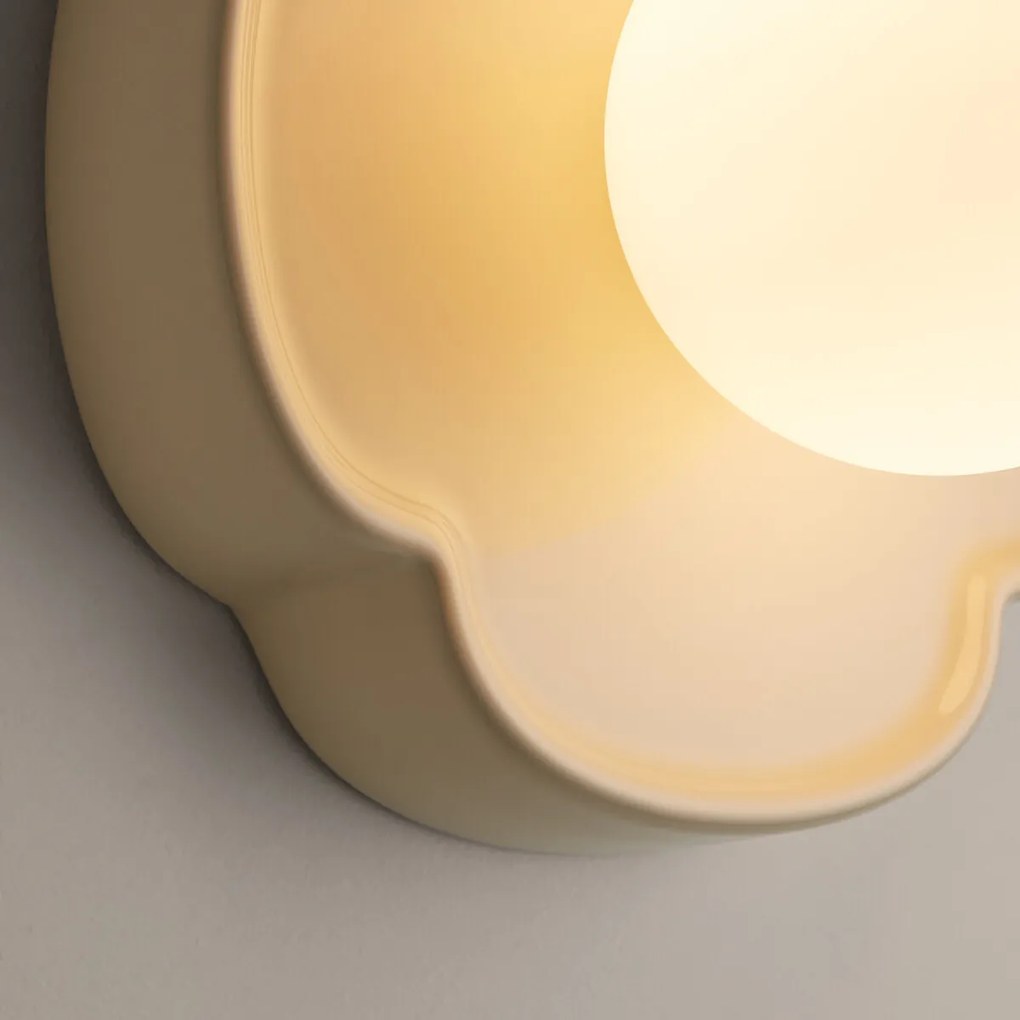 Wand- of plafondlamp bloem, keramiek en opaline glas, diameter 20 cm, HOLI
