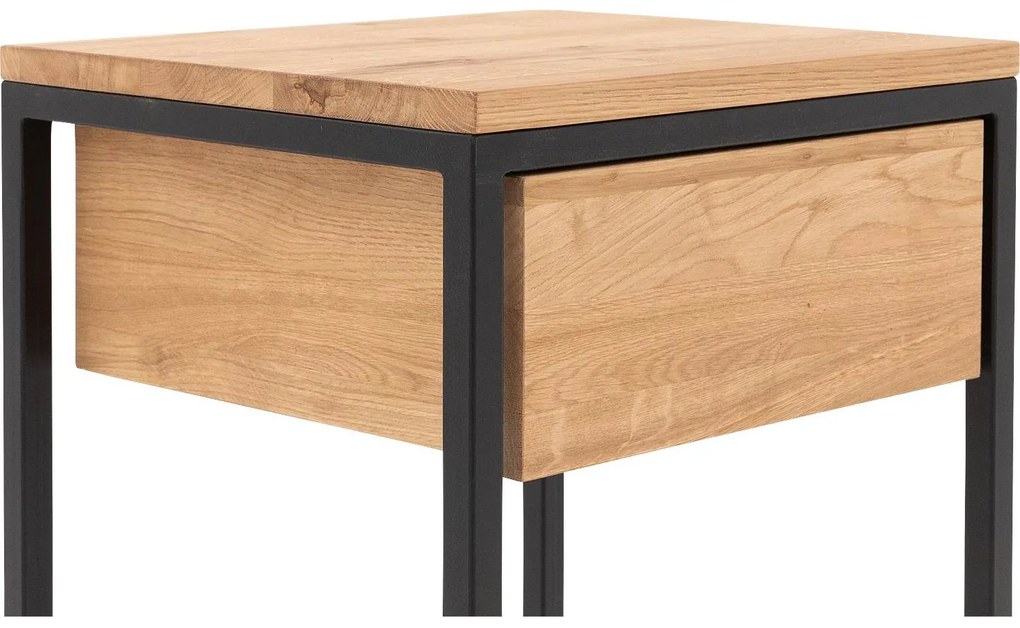 Goossens Nachtkastje Ord, Metaal ral 9005 zwart, met lade en bovenblad massief eik, 40 x 35 x 57 cm hoog