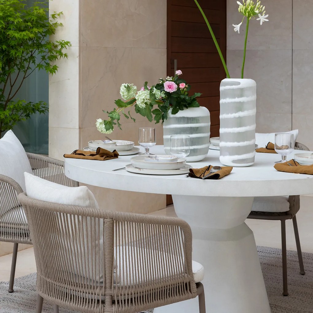 Vaas in ondoorzichtig mat glas, Topina