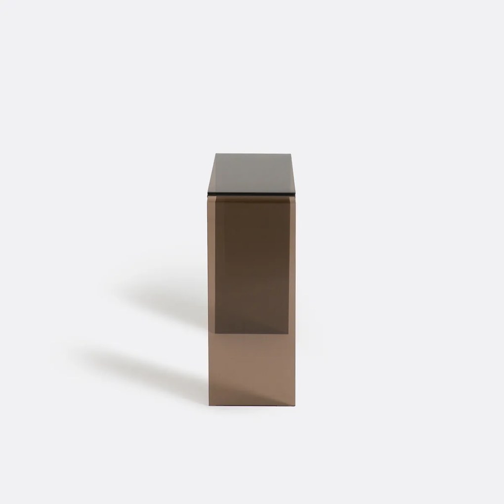 Wandtafel van gerookt gehard glas, Joan