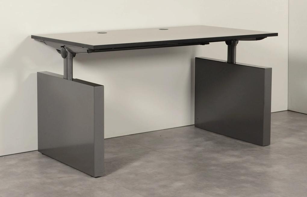 500 bureau, grijs blad, 140 x 80 cm, hoogte instelbaar onderstel
