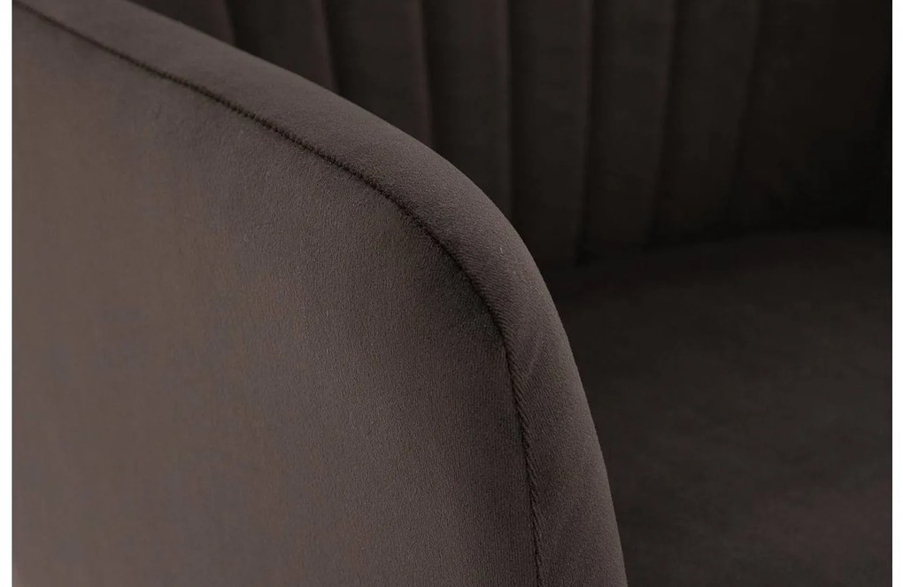 Goossens Eetkamerstoel Rob bruin velvet stof met armleuning, urban industrieel