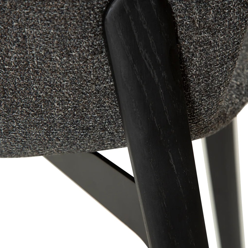 Dan-Form Paragon Design Eetkamerstoel Grijs Boucle Met Zwart Essen