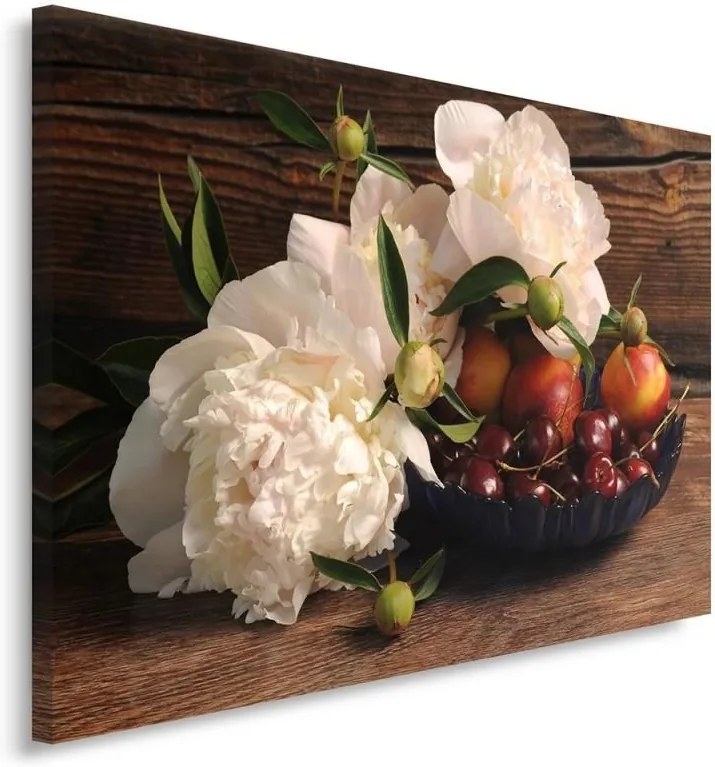 Schilderij - Witte bloemen op schaal met fruit, stilleven