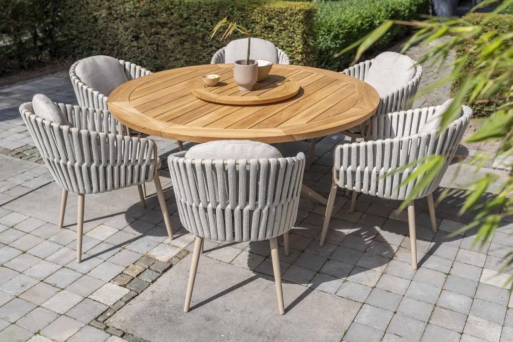Taste by 4 Seasons Eva tuinset latte met teak Prado tafel Ø 160 cm en Lazy Susan Tuinset   beige weerbestendig