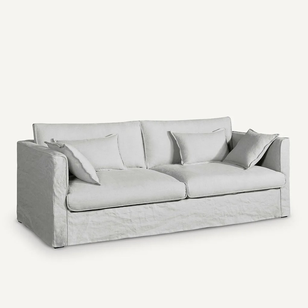 Bankhoes in gekreukt linnen, Camille