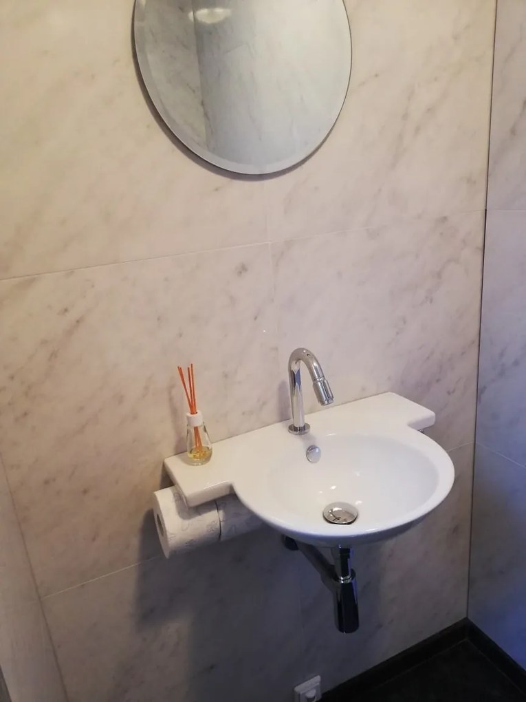Gepolijste Vloertegel 120x120 Cm Marmerlook Bianco Carrara C108