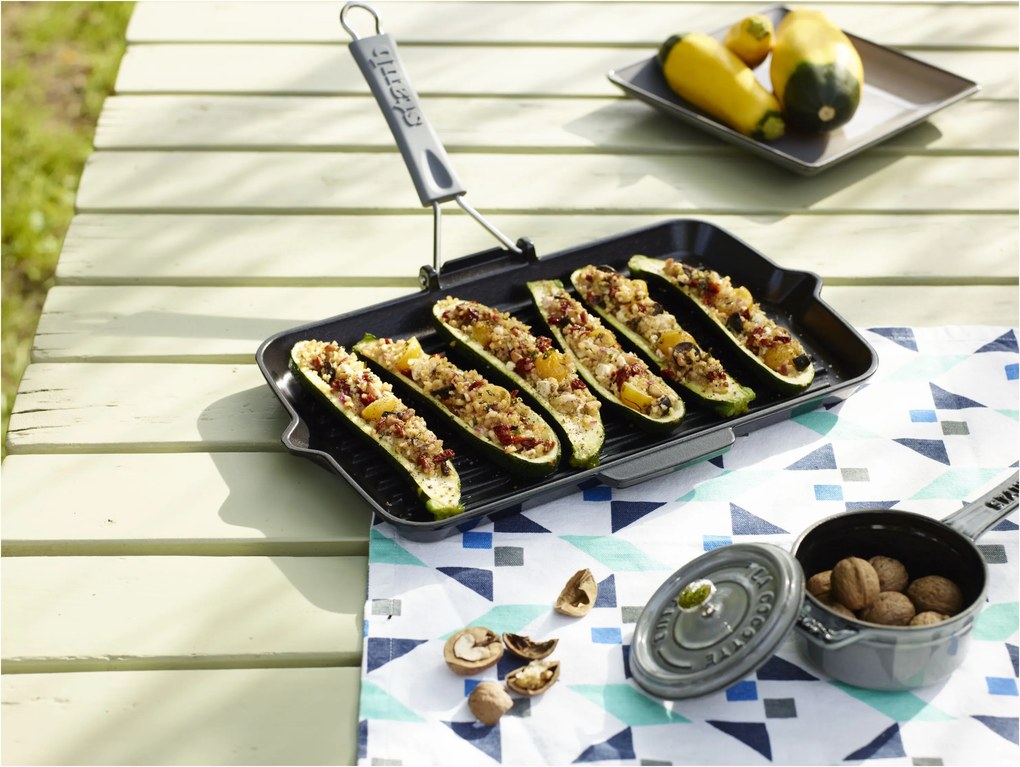 Staub Grill Pans Grillpan met schenktuit 34 x 21 cm, Zwart - Grill Pans - Staub