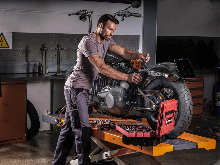 KWB Gereedschapskoffer 80-delig in E-case