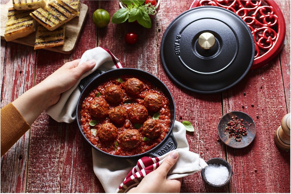 Staub Specialities Ovenschaal met deksel 20 cm, Rond, Zwart - Specialities - Staub