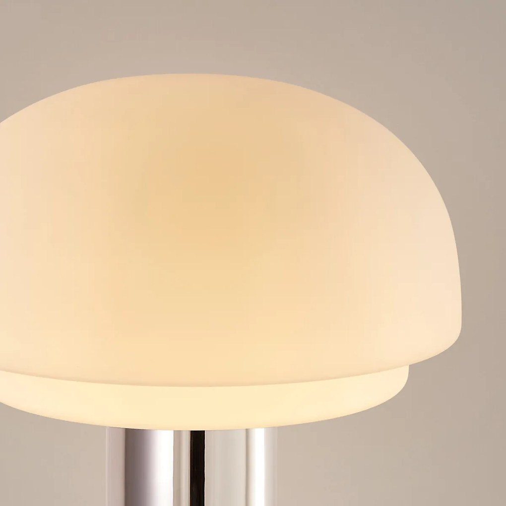 Lamp in opaline glas en verchroomd ijzer, hoogte 43,1 cm, AGATHILDA