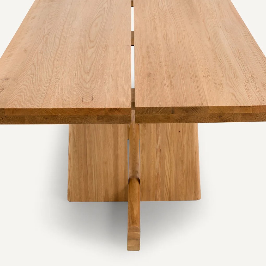 Tafel in massief eik, gezandstraald, Boecy