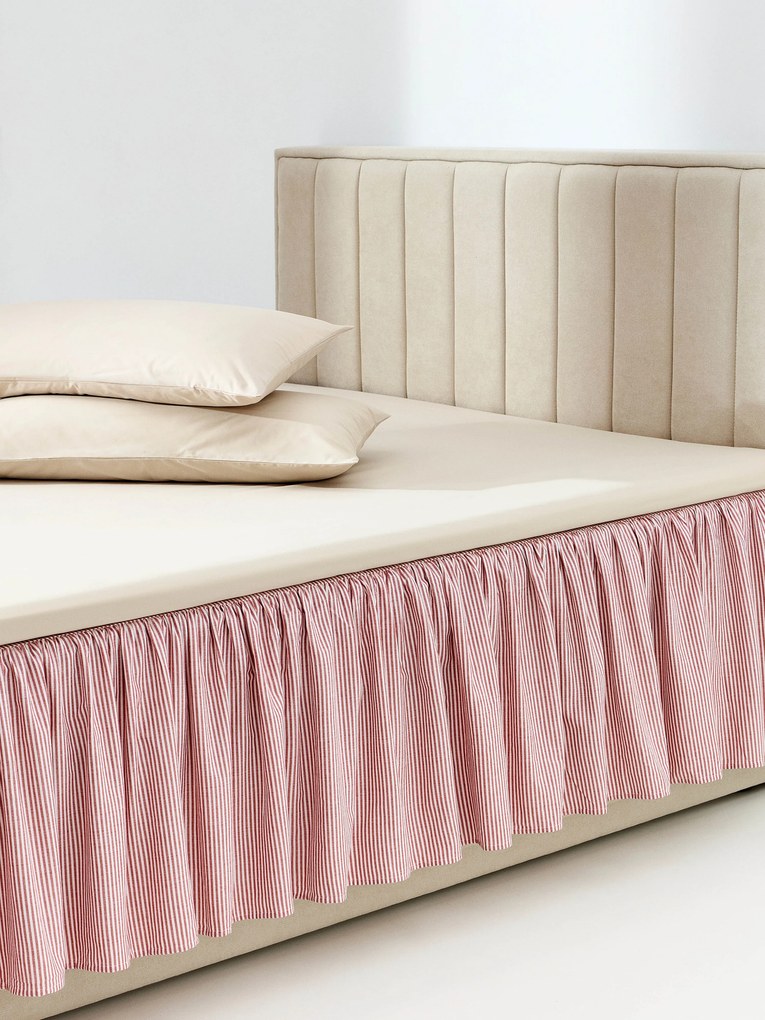 Gestreepte katoenen bedskirting Twyla met franjes