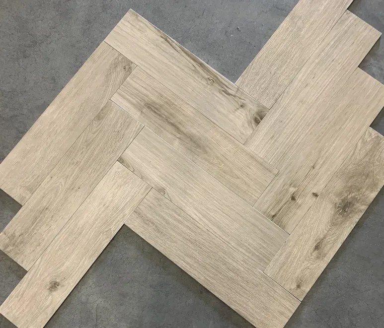 Keramisch Parket Visgraat 15x60 Franse Eiken Beige DC4