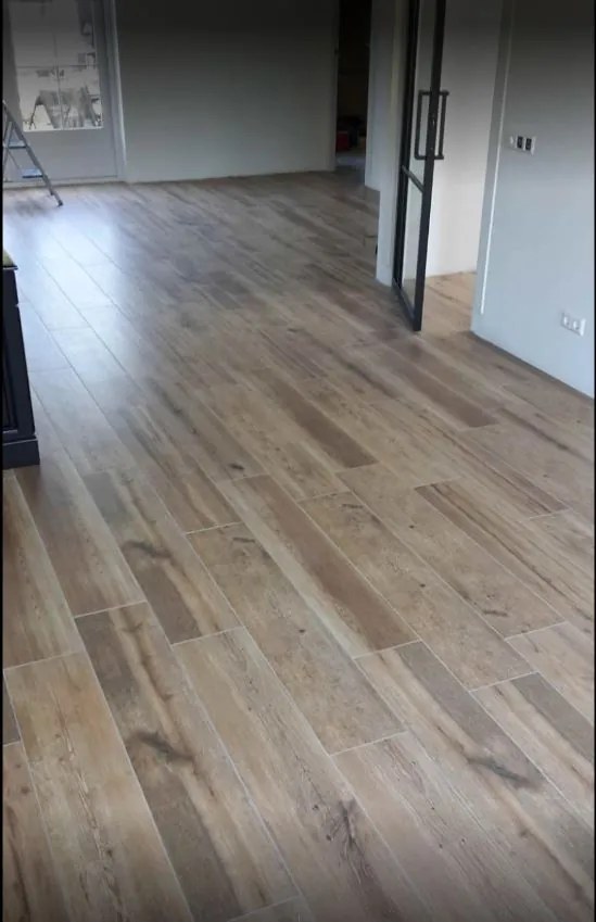 Houtlook Tegel 23x120 Cm Origin Bruin N15 - Restpartij Nog 1.08 M² Op Voorraad