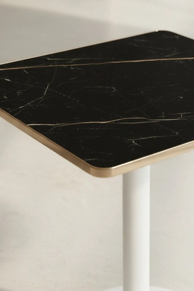 Tafel Firro Vierkant 70cm Wit