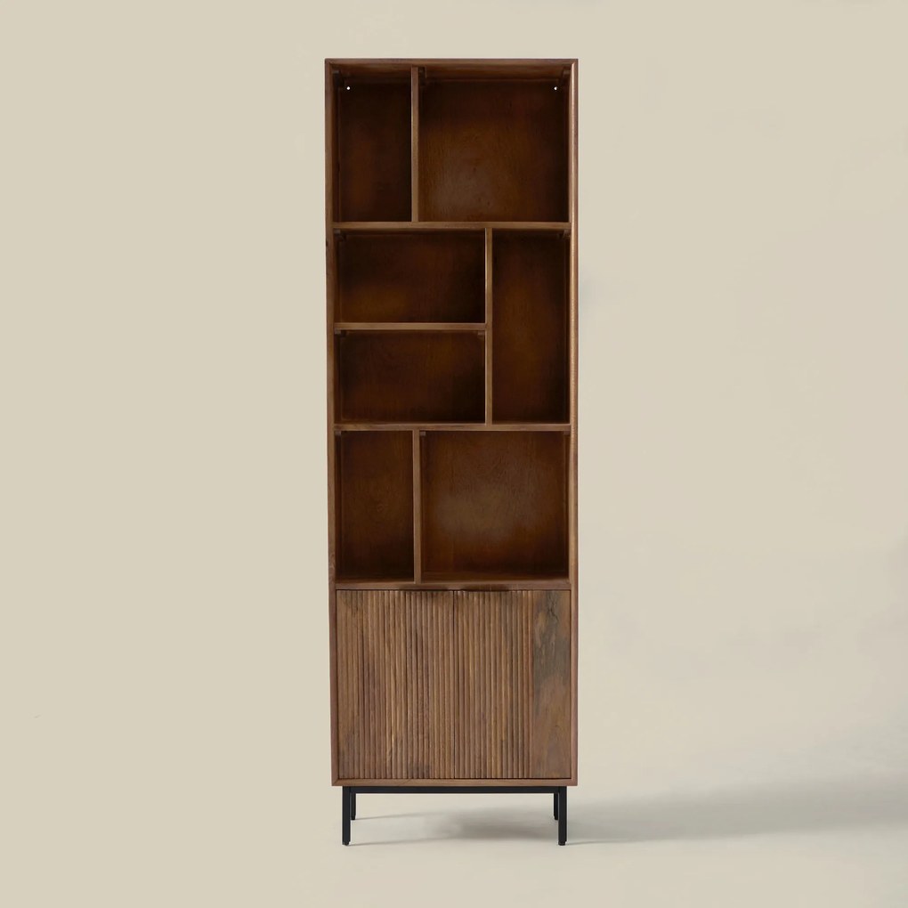 Smalle Wandkast Met Vakken - 60x30x190cm.