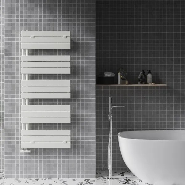 Badstuber Arezzo design radiator 143x60cm mat zwart 700W