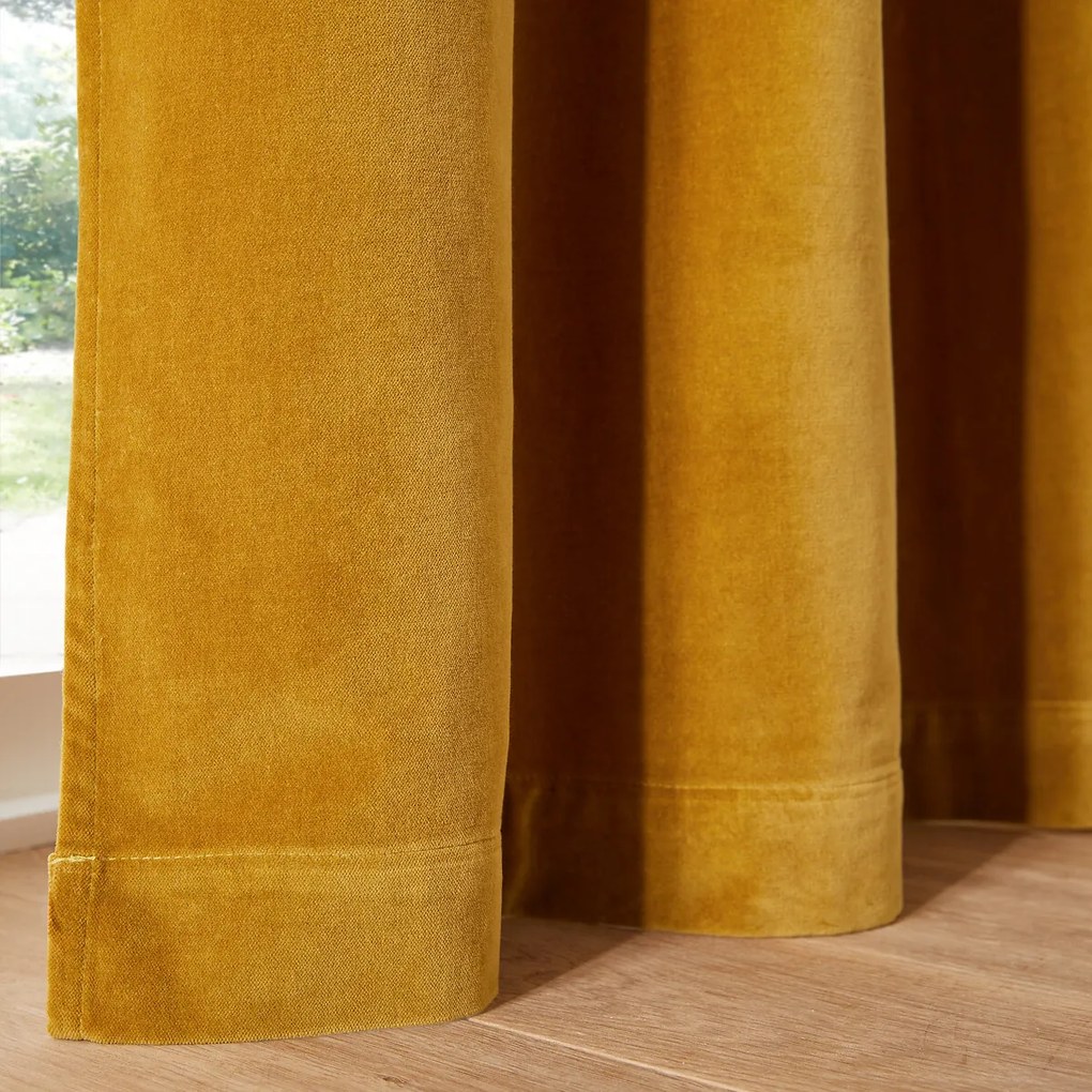 Fluwelen gordijn afgewerkt met verdekte lussen, Velvet