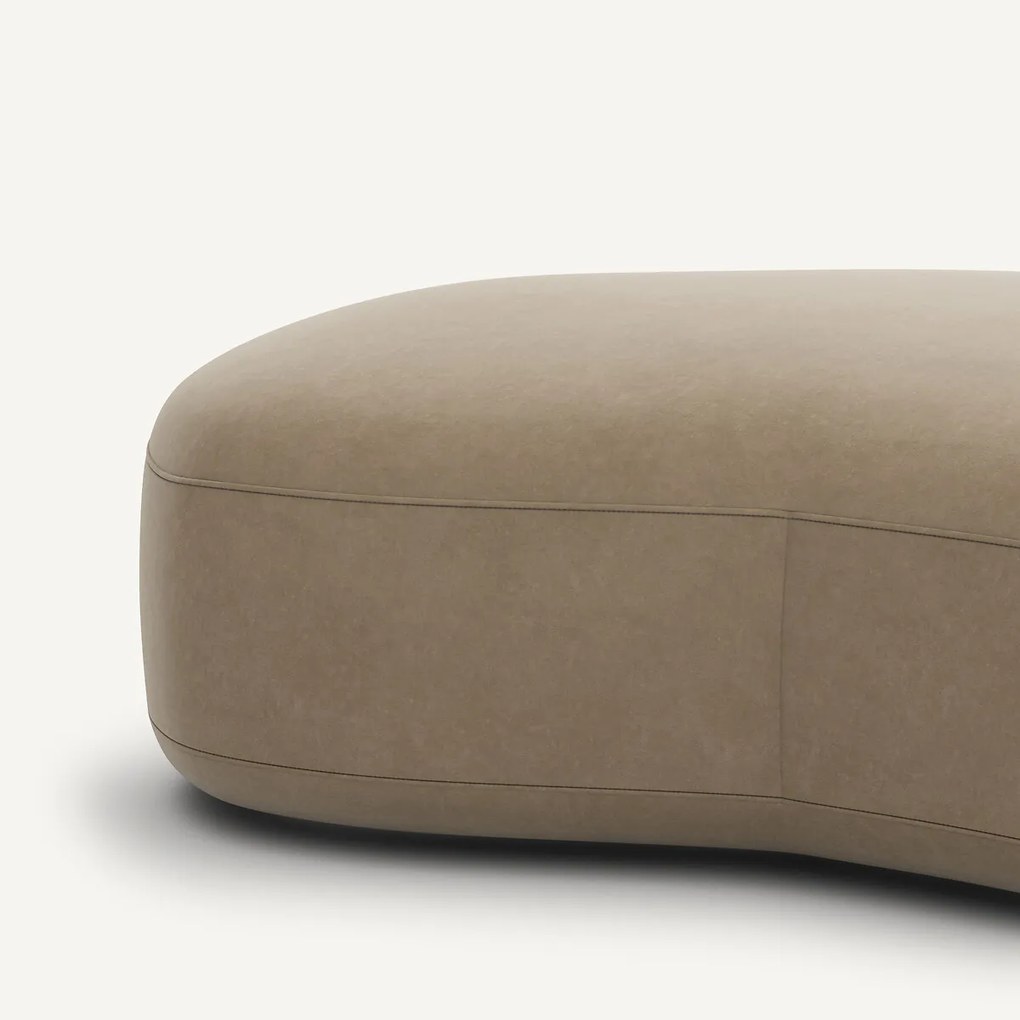Fluwelen poef, ROSEBURY, ontwerp Emmanuel Gallina