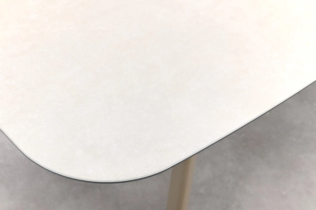 Taste Manolo Deens ovale tuintafel 240x103 cm. - Latte