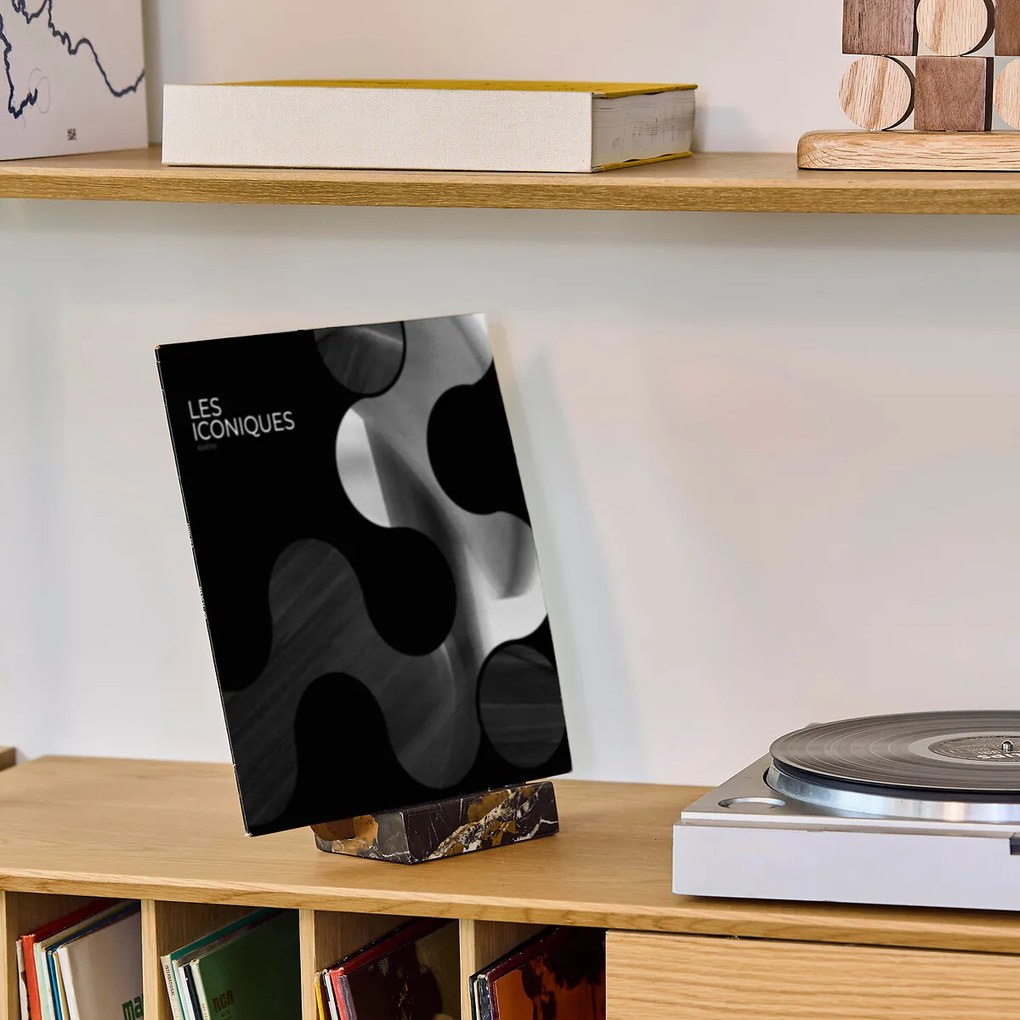 Vinylhouder in walnootfineer en marmer, VINYTOR