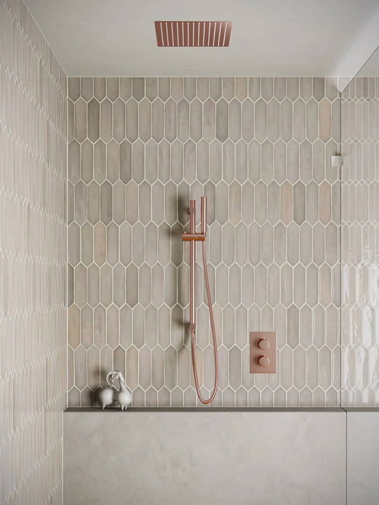 Saniclear Cube inbouw regendouche met inbouw douchekop 30x30cm, glijstang en staafhanddouche geborsteld koper