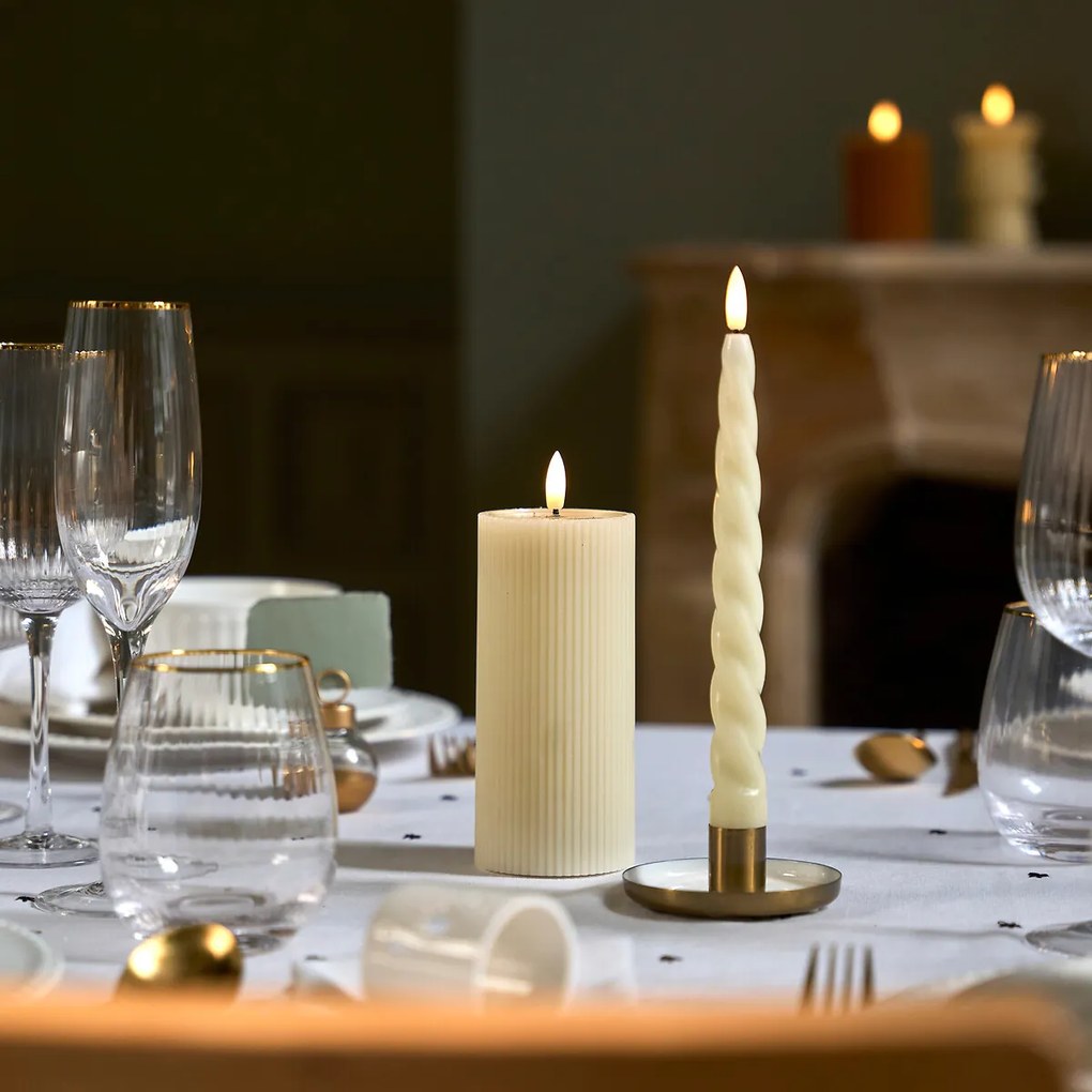 Set van 2 gestreepte wax LED-kaarsen, Caspar