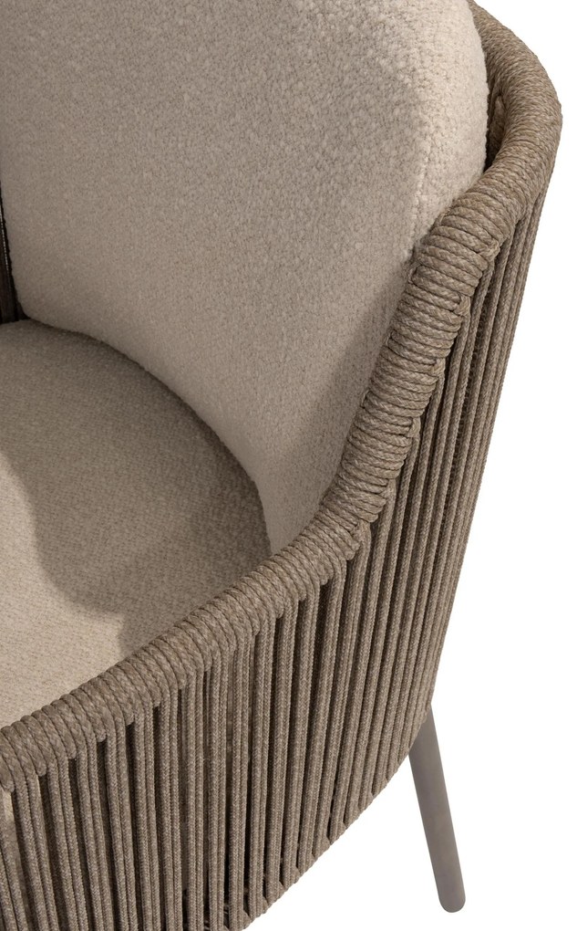 4 Seasons Outdoor Bernini tuinset terre met Prado tafel met barrelvormig blad 240 cm Tuinset bruin weerbestendig