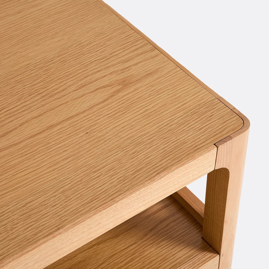 Laag dressoir in massief essen met eikenfineer, 2 deuren, 1 nis, TRESS