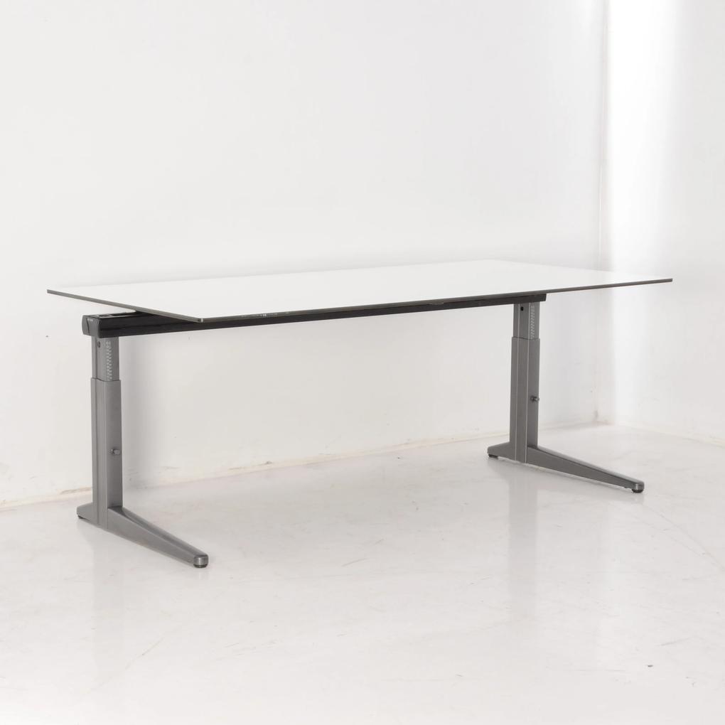 Essa bureau, wit blad, 180 x 90 cm. antraciet hoogte instelbaar onderstel