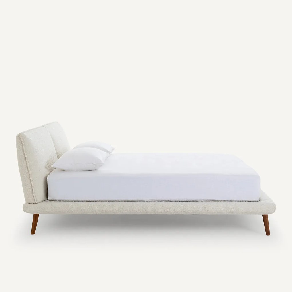 Bed in bouclette + lattenbodem, Aurore design E. Gallina