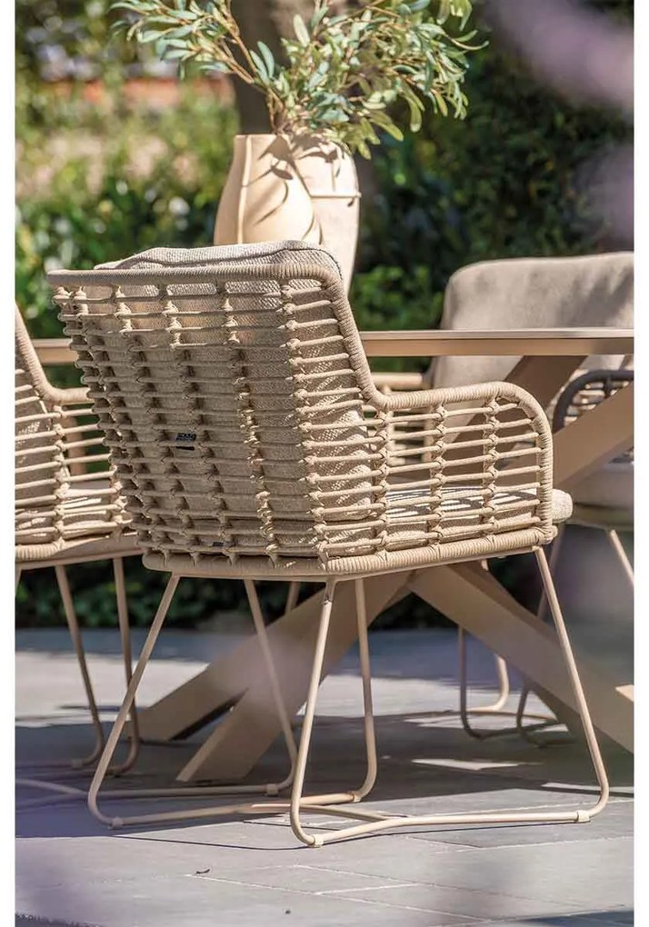 4 Seasons Fabrice lounge dining stoel - Latte