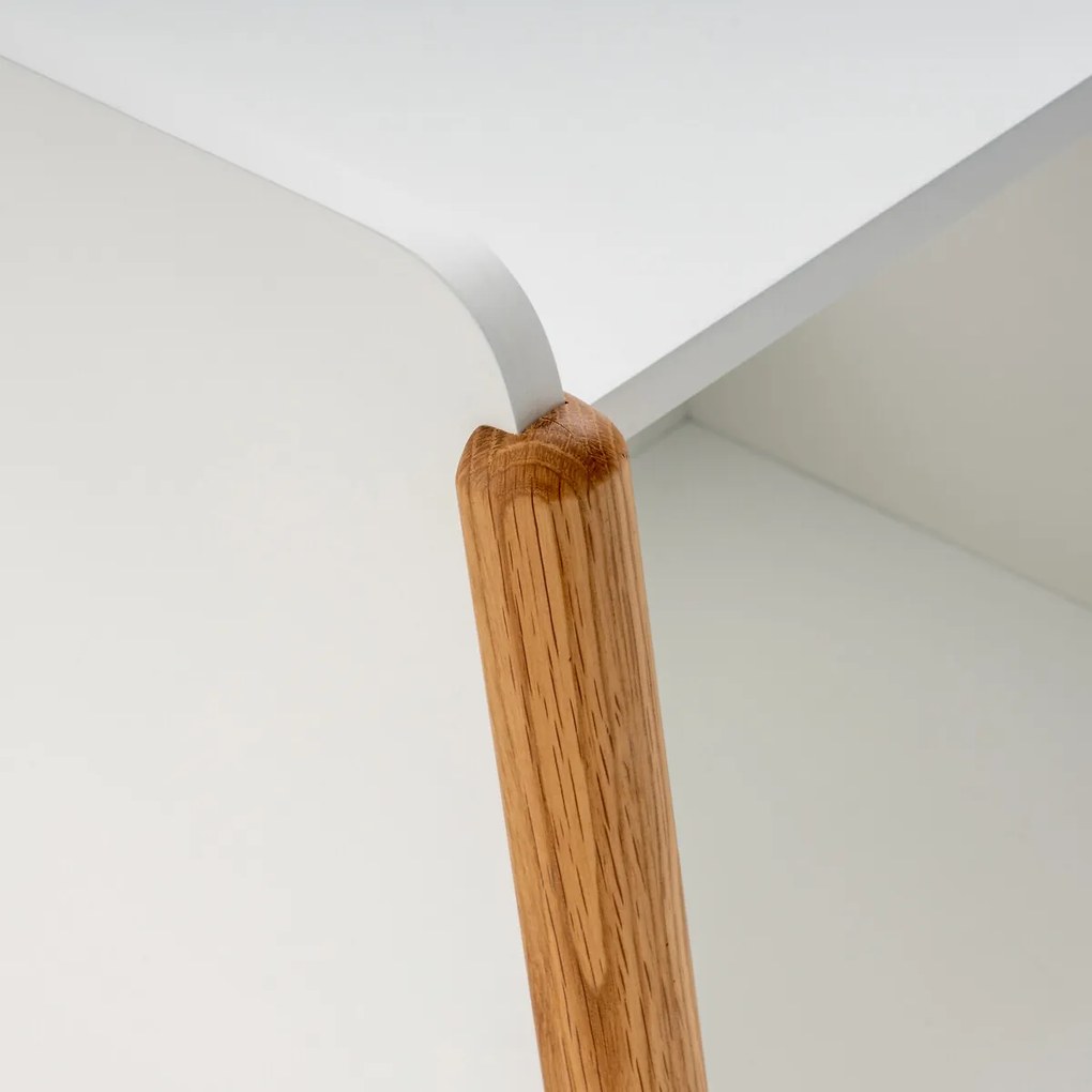 Nachtkastje voor kinderen, Nadil