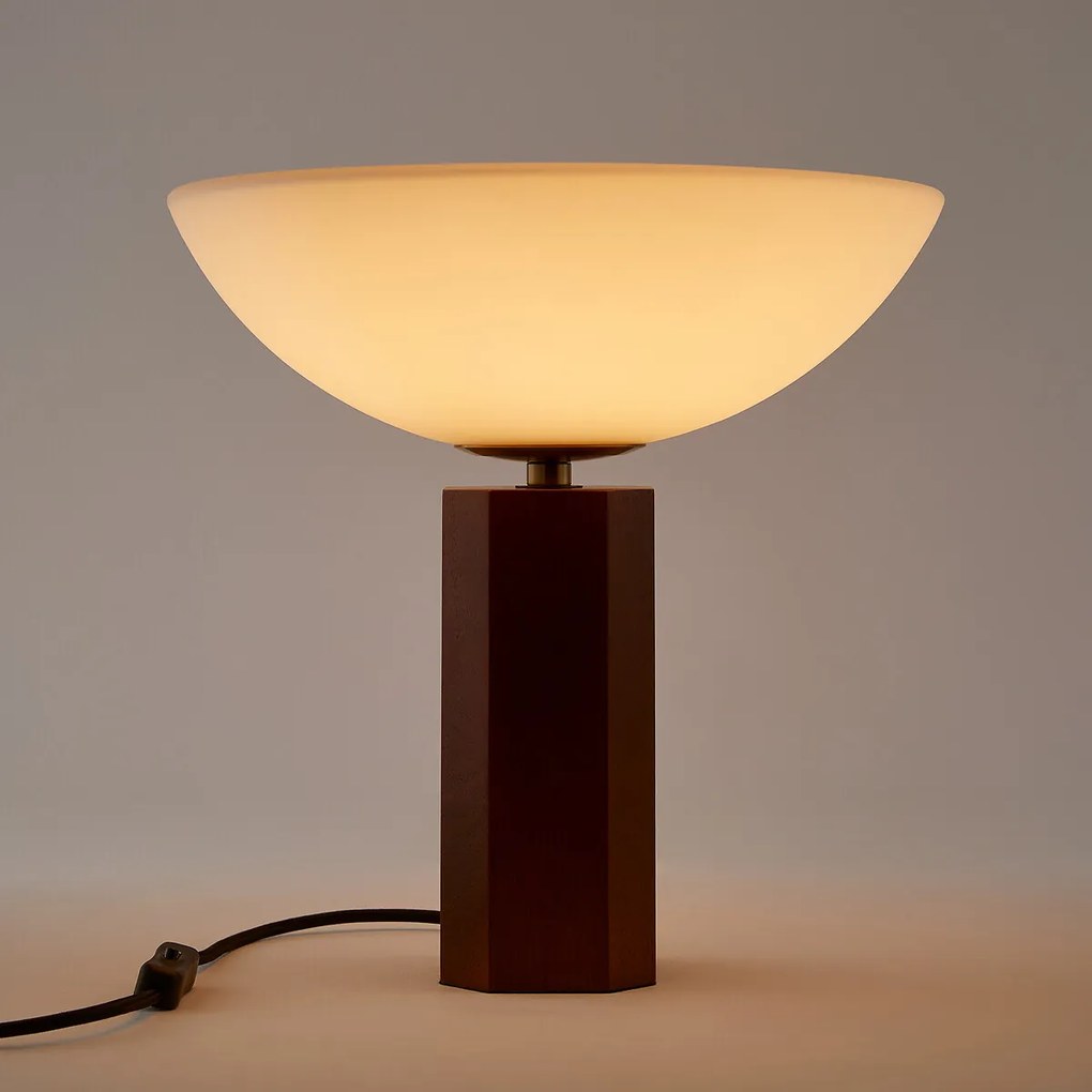 Tafellamp, van opaalglas en eikenhout, BRUA