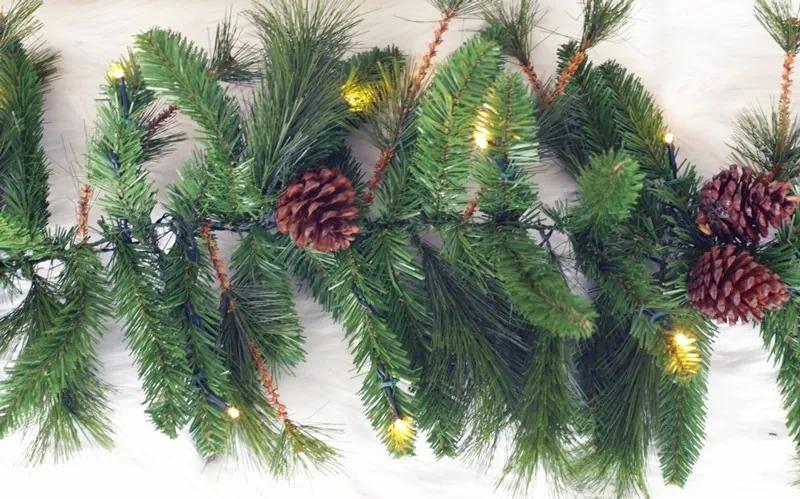 Northern Spruce guirlande slinger 270 x 30 cm met warm LED Tree Classic