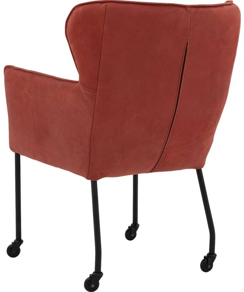 Goossens Excellent Eetkamerstoel Leogang rood leer met armleuning en Zwart skater wiel met zwarte kapmet wielen, elegant chic