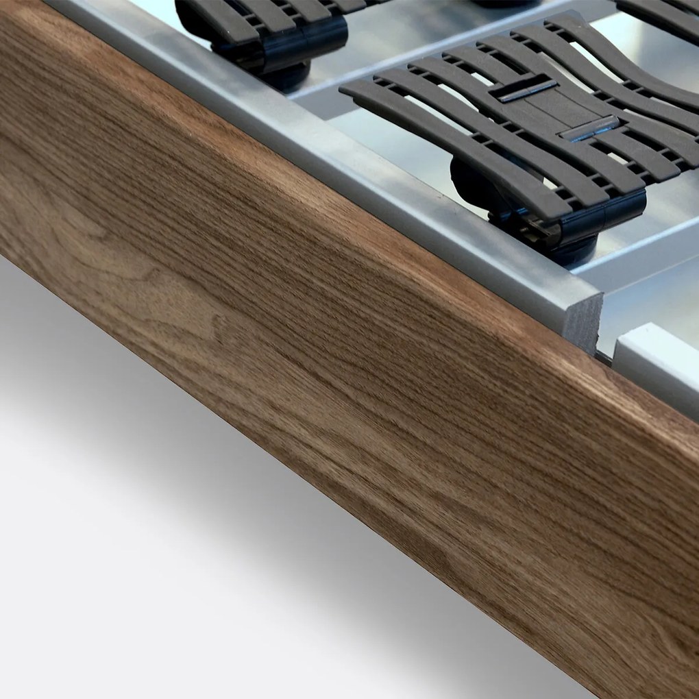 Premium elektrisch bed met noppen met houteffect