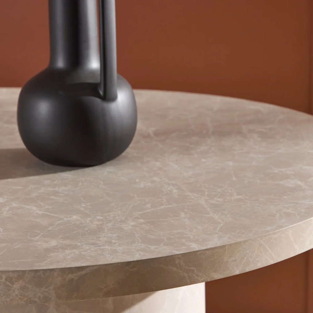 Ovale Eettafel Met Dikke Beige Poten - 200 X 100cm.