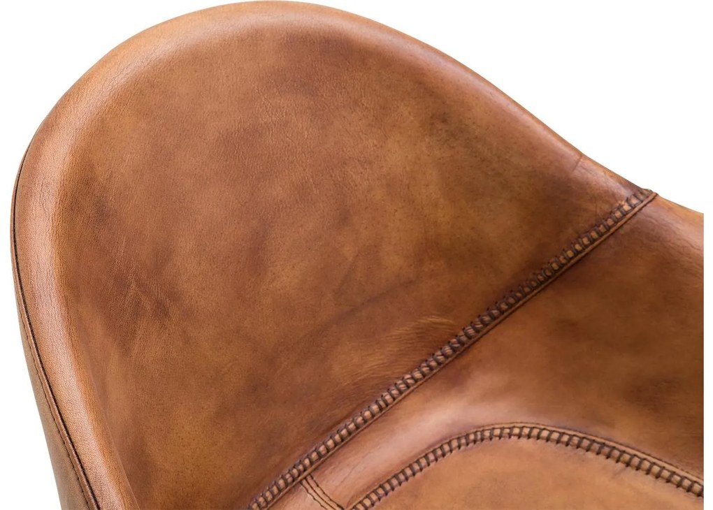 Goossens Excellent Eetkamerstoel Jorg cognac leer met armleuning, urban industrieel