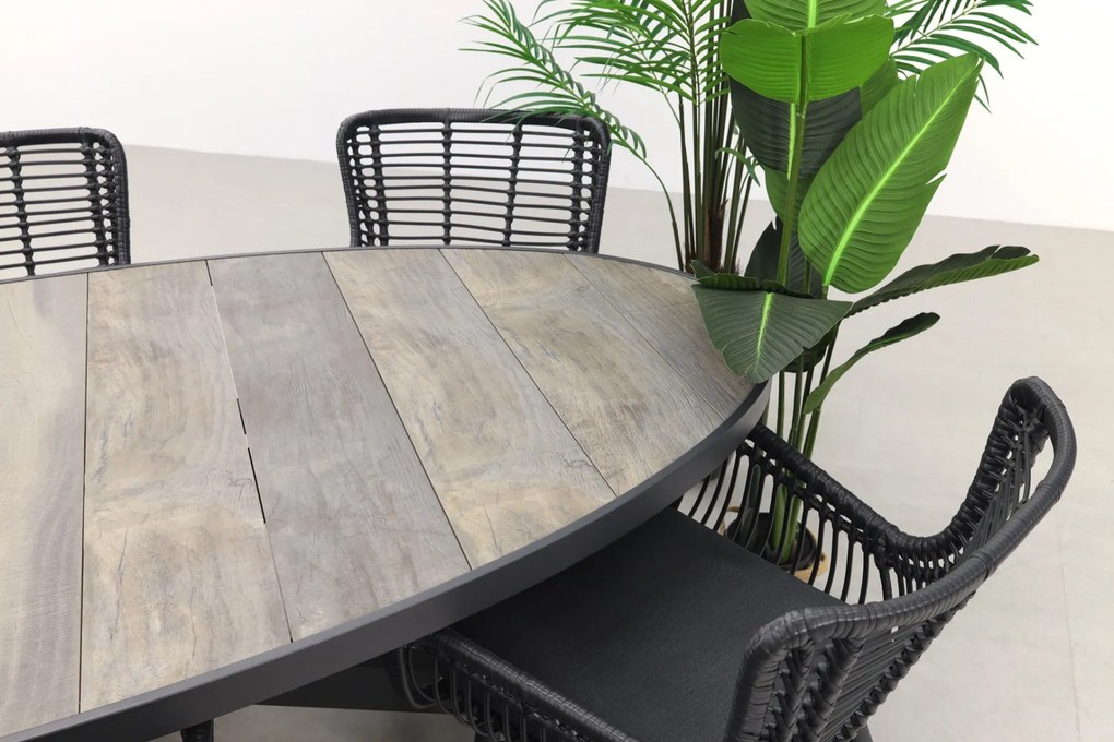 Jasmine Black/Silva 6-persoons ovale dining tuinset 240x115 cm. - Houtlook