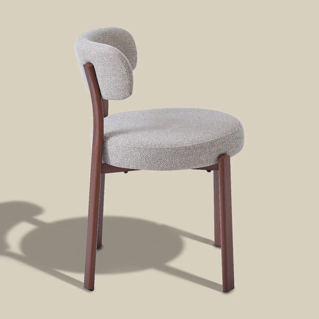 Walnoot Eetkamerstoel Met Beige Zitting