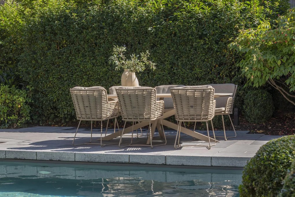 4 Seasons Outdoor Fabrice tuinset latte met Prado tafel met keramisch blad in barrelvorm 240 x 105 cm SALE Tuinset beige weerbestendig