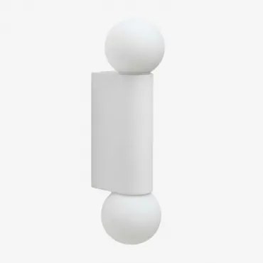 Irvine Aluminium Wandlamp Met 2 Glazen Bollen Wit - Sklum