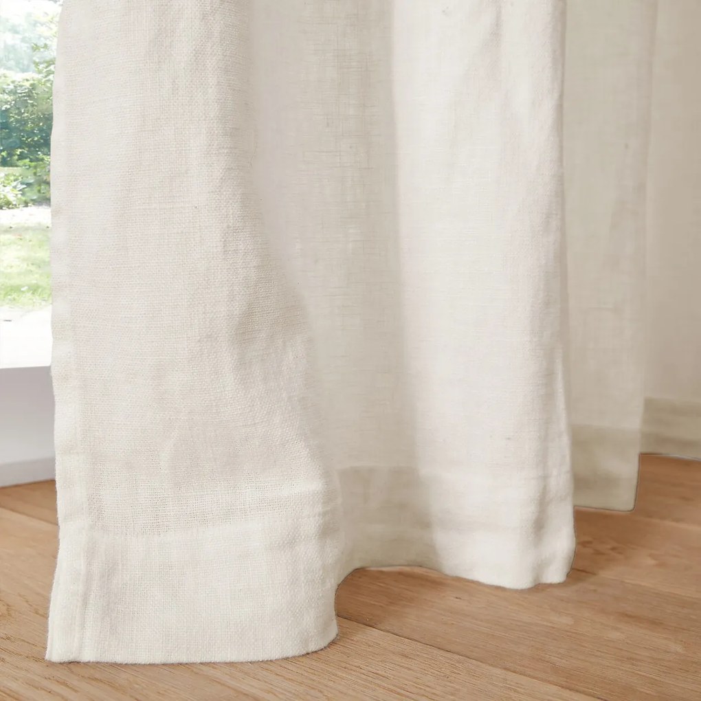 Linnen gordijn afgewerkt met verdekte lussen, Elba